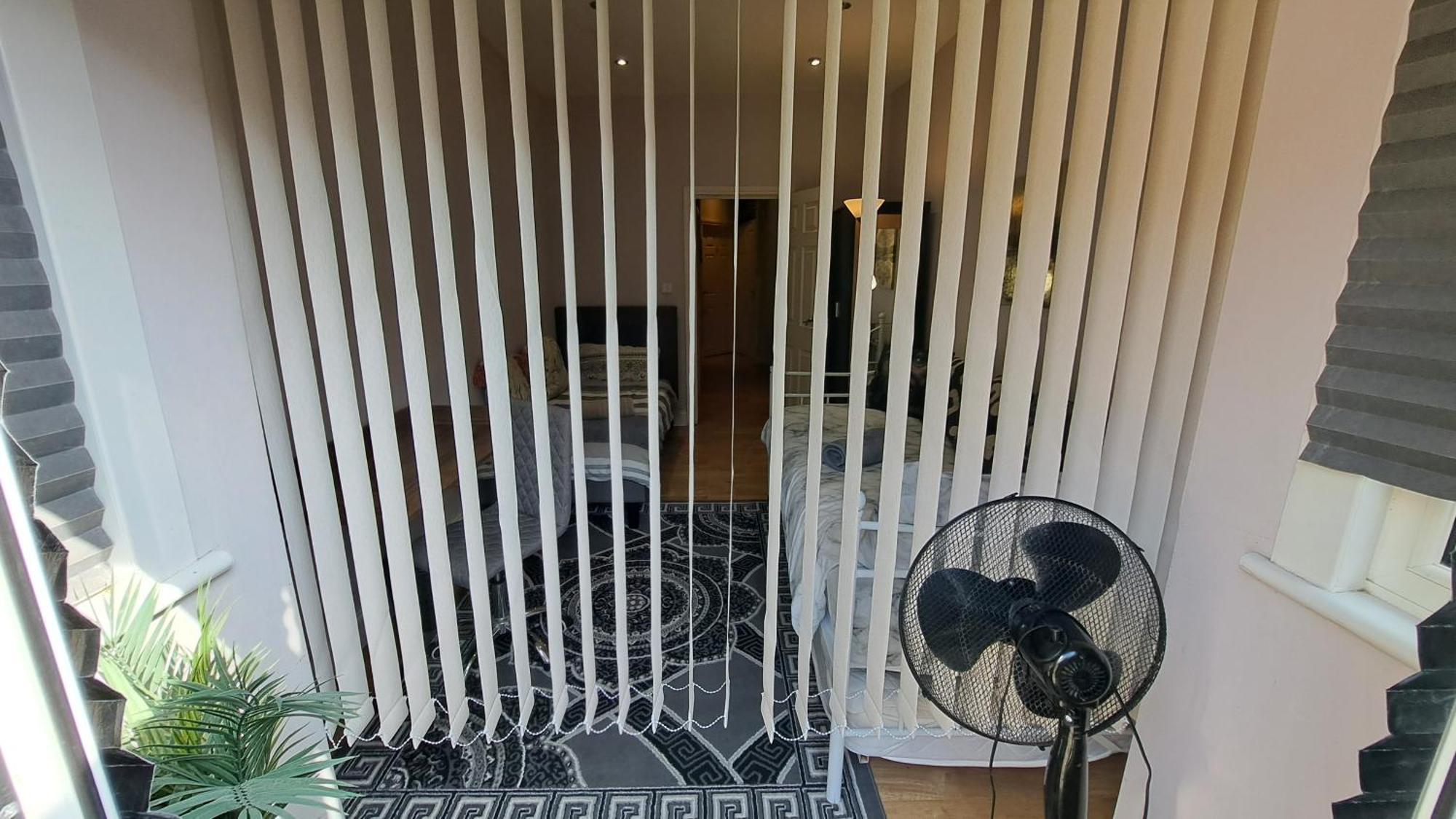 Fenia Apartment Londra Exterior foto